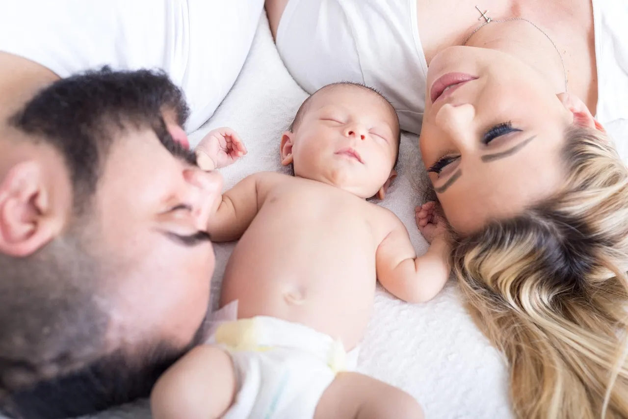 Famille préparant son déménagement à Montpellier